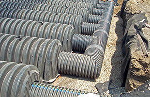 Why are Manifolds Needed on Plastic Chamber Systems?